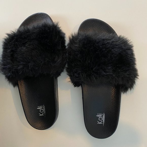 Faux Fur Fuzzy Slides - Black - Picture 3 of 3